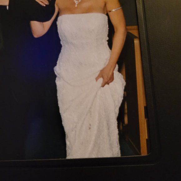 Wedding dress by Galina size 4 - Picture 4 of 5